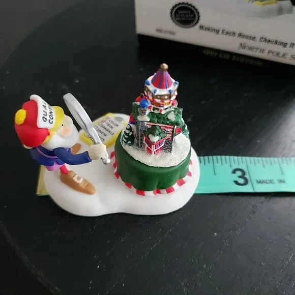 Dept 56 Making Each House, Checking It Twice - Picture 7 of 8